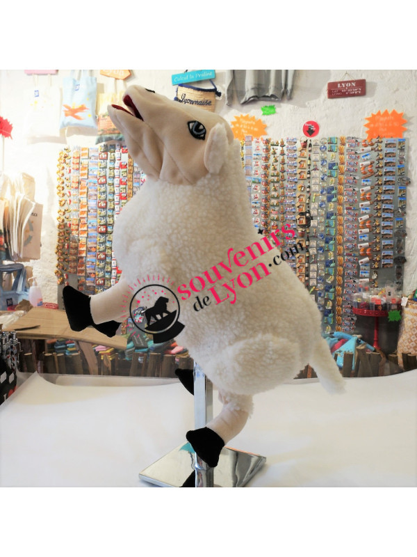 Handpuppet sheep on Souvenirsdelyon.com
