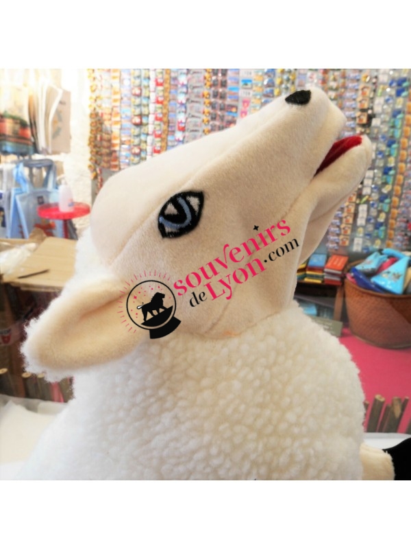 Handpuppet sheep on Souvenirsdelyon.com