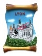 Magnet Lyon parchemin Basilique de Fourvière chez Souvenirsdelyon.com