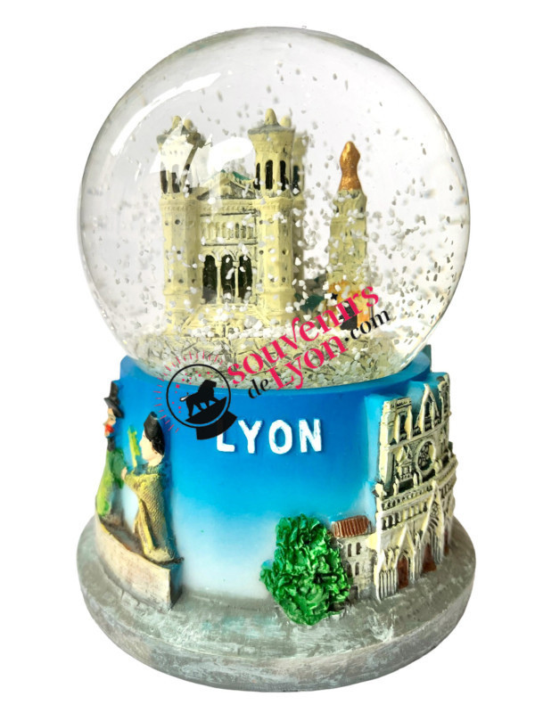 Lyon Fourvière snow globe  5 Souvenirsdelyon.Com