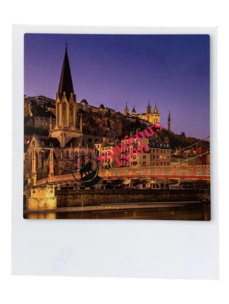 Polaroid Postcard - St Georges souvenirsdelyon.com