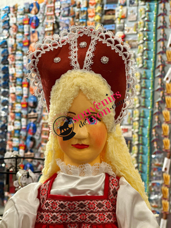 Puppet the Russian 1 at Souvenirsdelyon.com