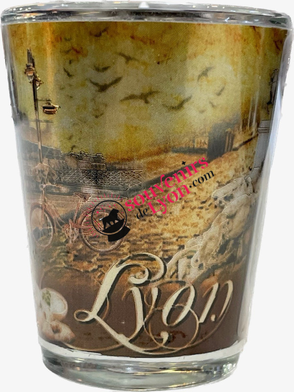 Verre à shooter Lyon Guignol chez Souvenirsdelyon.com
