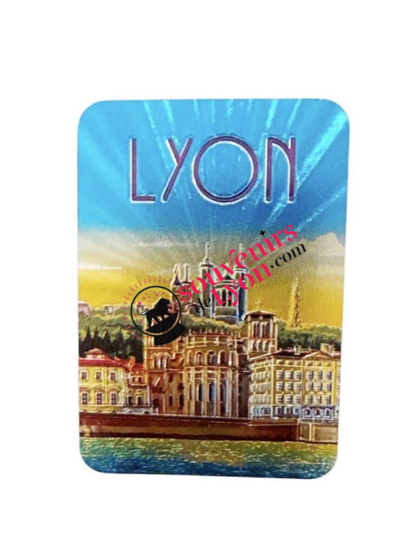 Magnet Lyon Saint Jean brillant chez Souvenirsdelyon.com
