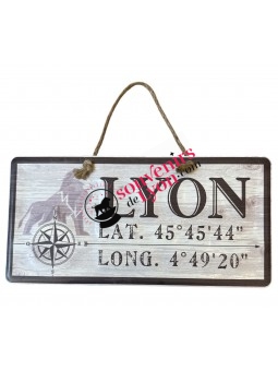 Plaque en métal Lyon latitude longitude chez Souvenirsdelyon.com