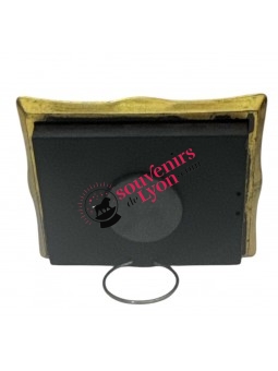 Magnet La Vigne Rouge 2 chez Souvenirsdelyon.com