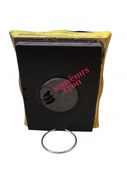 Magnet Autoportrait oreille bandée 2 chez Souvenirsdelyon.Com