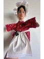 Marionnette la Madelon robe rouge 3 chez Souvenirsdelyon.com