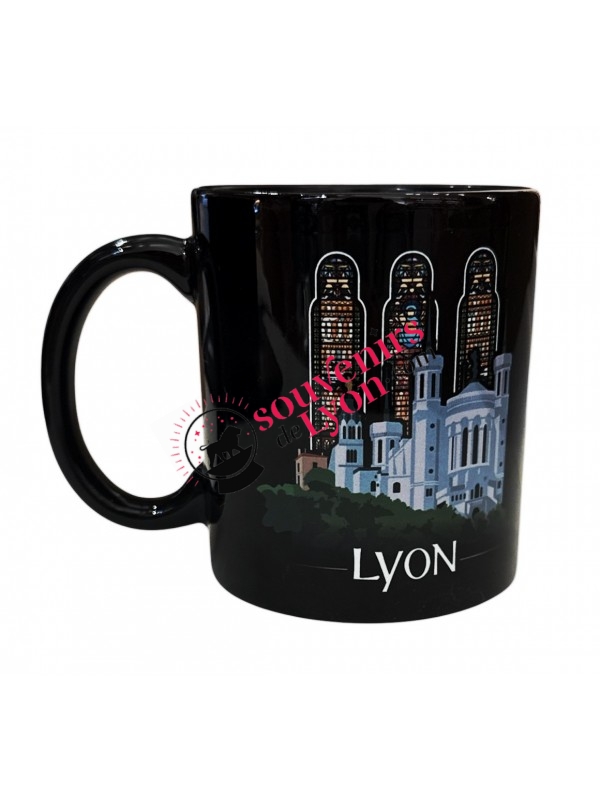 Mug Lyon Basilique vitraux noir chez Souvenirsdelyon.com