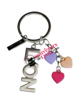 Lyon keychain Heart Macaroon on souvenirsdelyon.com
