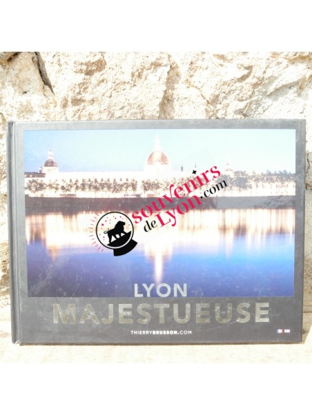 Livre Lyon Majestueuse chez Souvenirsdelyon.com